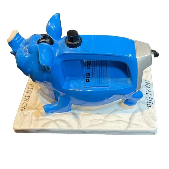 Pig Iron Invasion Collectible Figurine Farm Anthropomorphic Decor 2001 - Picture 4 of 7